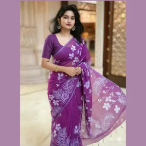 রয়্যাল পার্পল হ্যান্ড পেইন্টেড হাফ সিল্ক শাড়ি – সাদা ফুলের নকশা